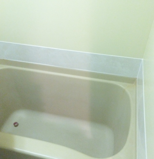 浴室壁腐食リペア（帯パネル貼り）/アフター